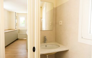 Property slide 42