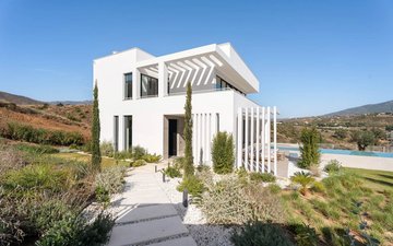 Property slide 44