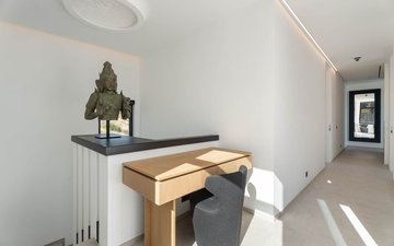 Property slide 48