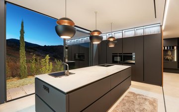 Property slide 85