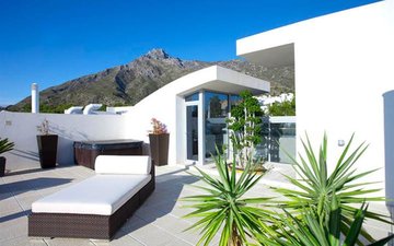Property slide 17