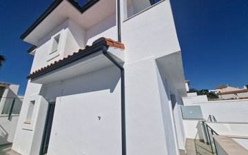 Property slide 24