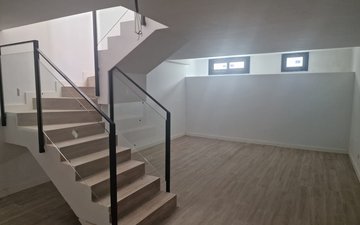 Property slide 6