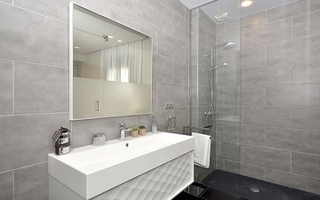Property slide 17