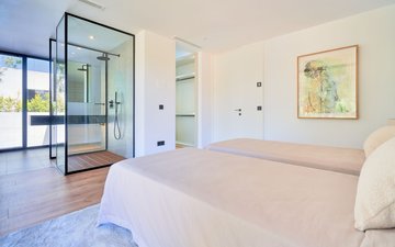 Property slide 15