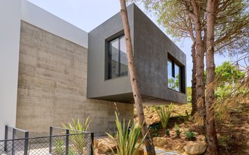 Property slide 44