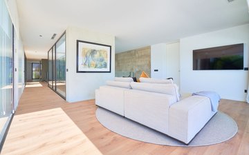 Property slide 9
