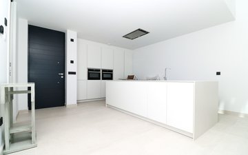 Property slide 10