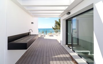 Property slide 17
