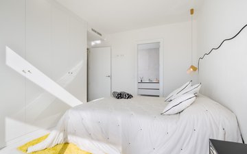 Property slide 32