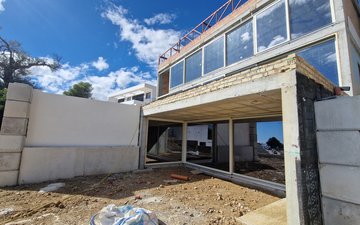 Property slide 17
