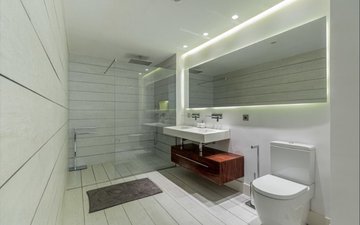 Property slide 18
