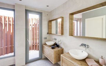 Property slide 14