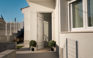 Property slide 43