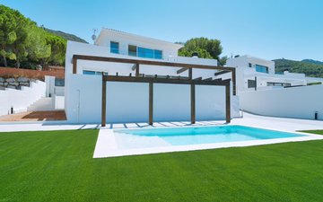 Property slide 31