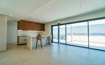 Property slide 32
