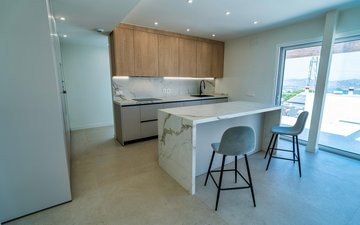 Property slide 44