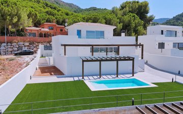 Property slide 49
