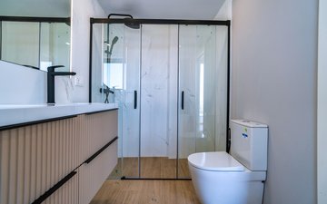 Property slide 61