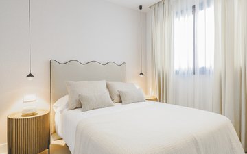 Property slide 61