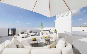 Property slide 81