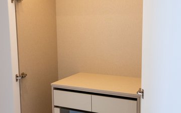 Property slide 18