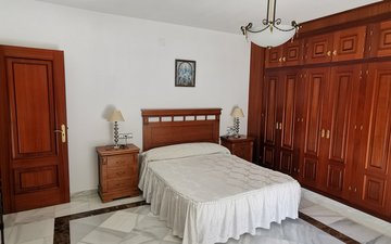 Property slide 25