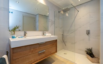 Property slide 14