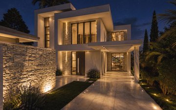 Property slide 22