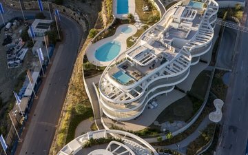Property slide 71