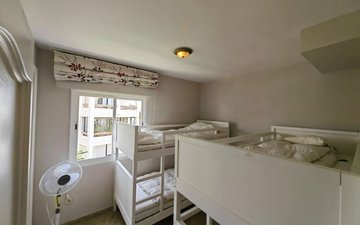 Property slide 44