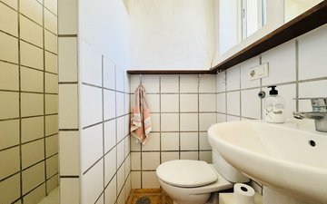 Property slide 15
