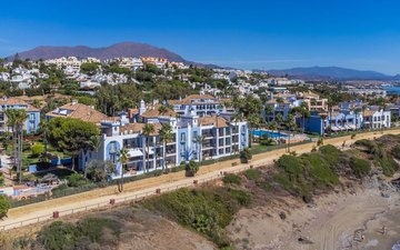 Slajd nieruchomości 49