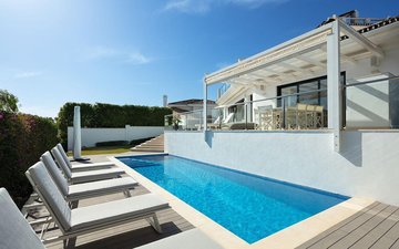 Property slide 18