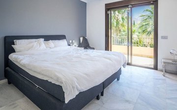 Property slide 10