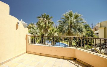 Property slide 15