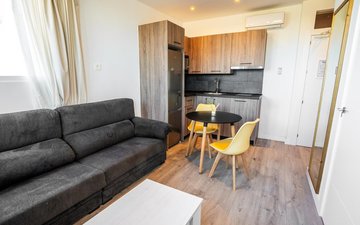 Property slide 21