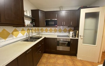 Property slide 10