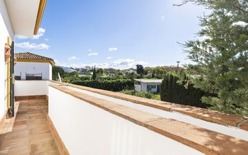 Property slide 33