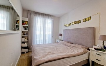 Property slide 17