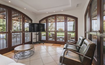 Property slide 22
