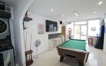 Property slide 10