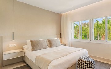 Property slide 25