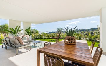 Property slide 18