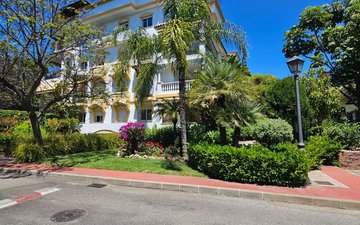 Property slide 22