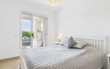Property slide 15