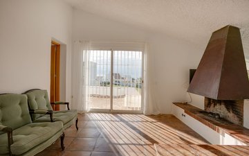 Property slide 9