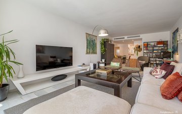 Property slide 21