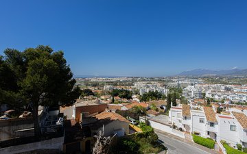 Property slide 10