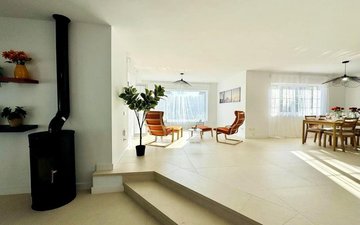 Slajd nieruchomości 27